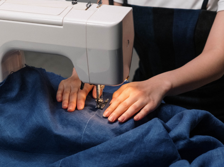 6 Best Sewing Machines for Denim Reviewed in Detail (Fall 2023)
