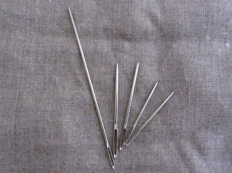 Needlepoint vs. Cross Stitch Comprehensive Comparison